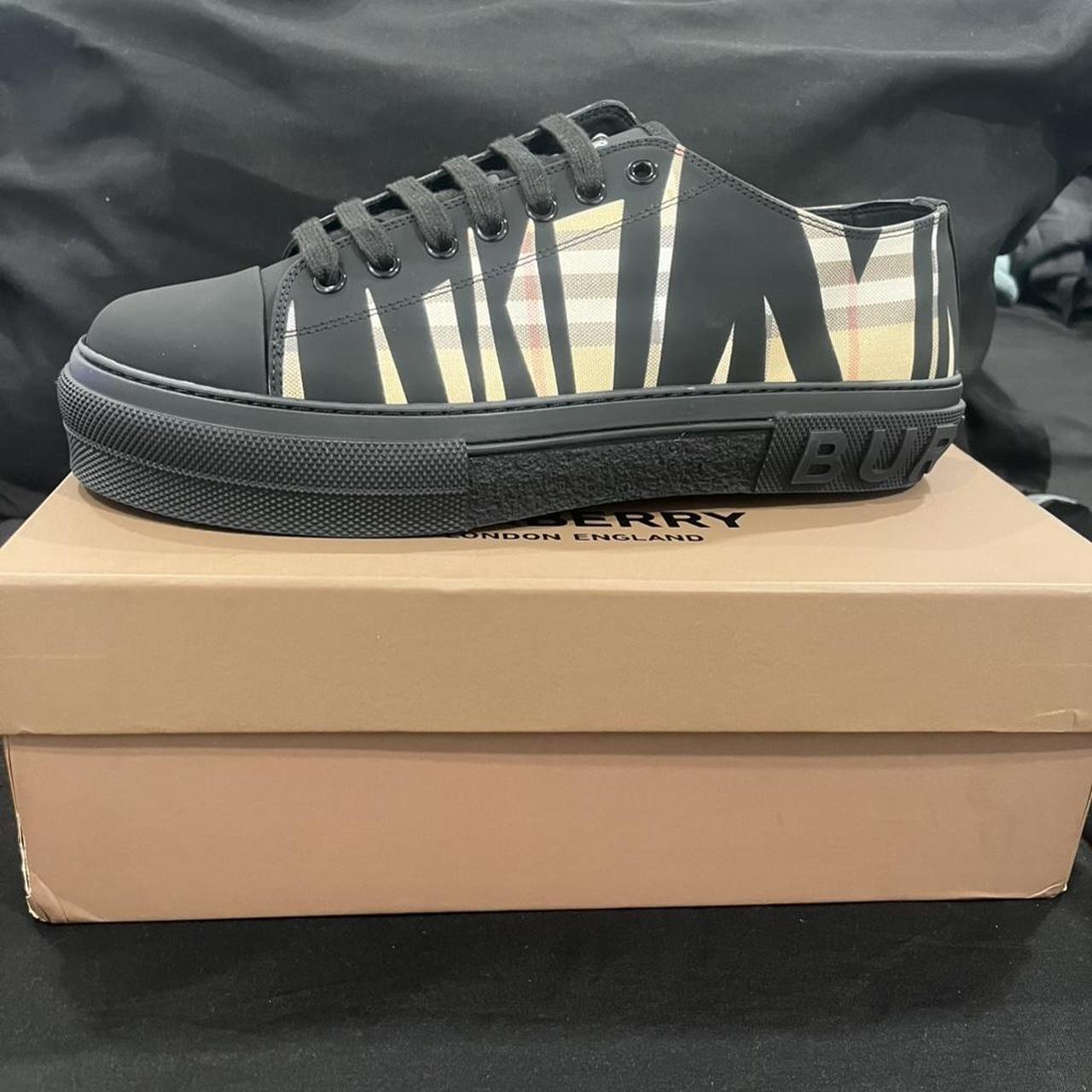 Black Burberry Shoes